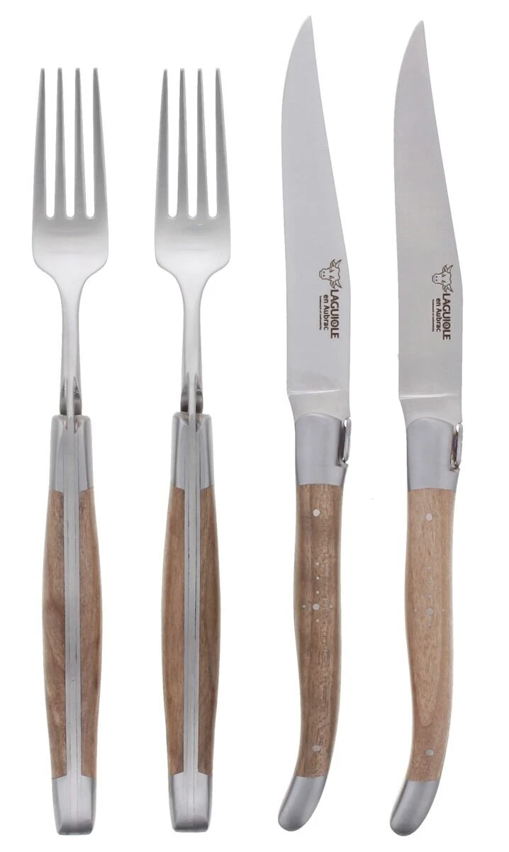 Laguiole En Aubrac Shepherds Cross Steakmessen Met Vorken Walnoothout 4-delig 3 Laguiole En Aubrac Shepherds Cross Steakmessen Met Vorken Walnoothout 4-delig