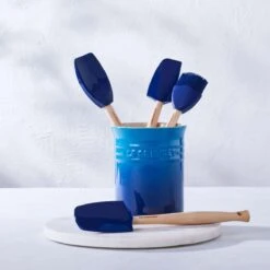 Le Creuset Pollepelpot Met 4 Premium Spatels Azure 5-delig -Keukenbenodigdheden Winkel 91057001220000 alt3