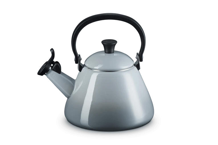 Le Creuset Kone Fluitketel 1,6 Liter Staal Mist Grey 3 Le Creuset Kone Fluitketel 1,6 Liter Staal Mist Grey