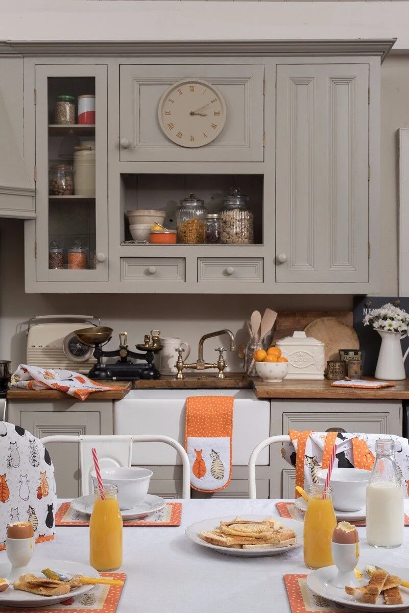 Ulster Weavers Cats In Waiting Theemuts Katoen Oranje 5 Ulster Weavers Cats In Waiting Theemuts Katoen Oranje - Afbeelding 3