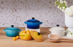 Le Creuset Riviera Collection Mini-schaal ø 10,6 Cm Aardewerk 4-delig 7 Le Creuset Riviera Collection Mini-schaal ø 10,6 Cm Aardewerk 4-delig -Keukenbenodigdheden Winkel riviera1 4